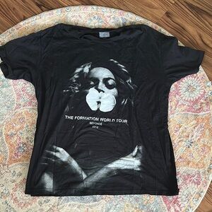 Black Formation World Tour T-Shirt!! BEYONCÉ QUEEN TEE!! Size Xl!